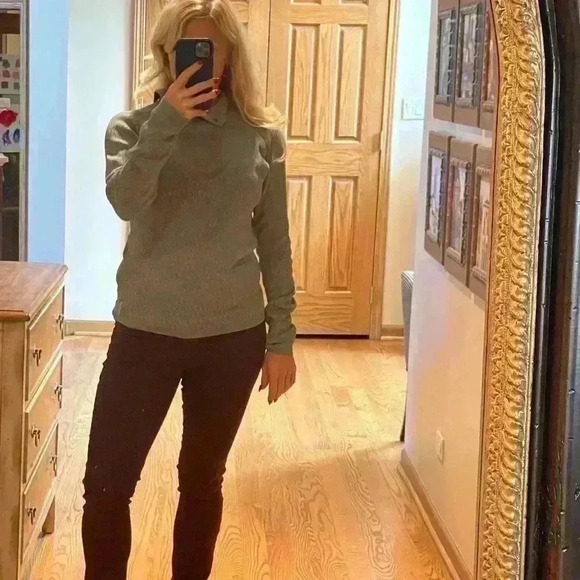 Armani Exchange gray turtleneck sweater-Size extra small - Picture 11 of 12